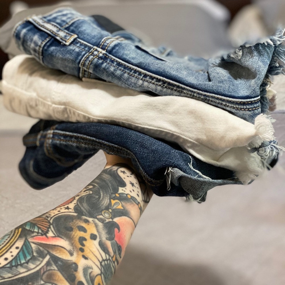 3 pair of American Eagle shorts